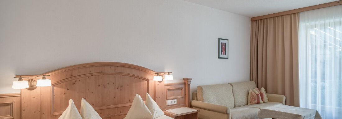 Schlafzimmer - Ferienwohnung de Luxe Alpenresidenz am Mühlbach - Obergurgl 