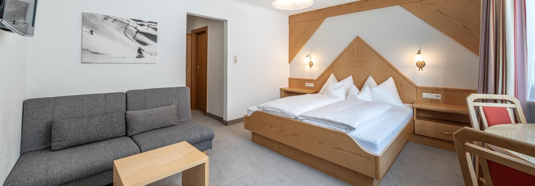 Komfortzimmer Ostbalkon - Pension Bergfrieden - Obergurgl 