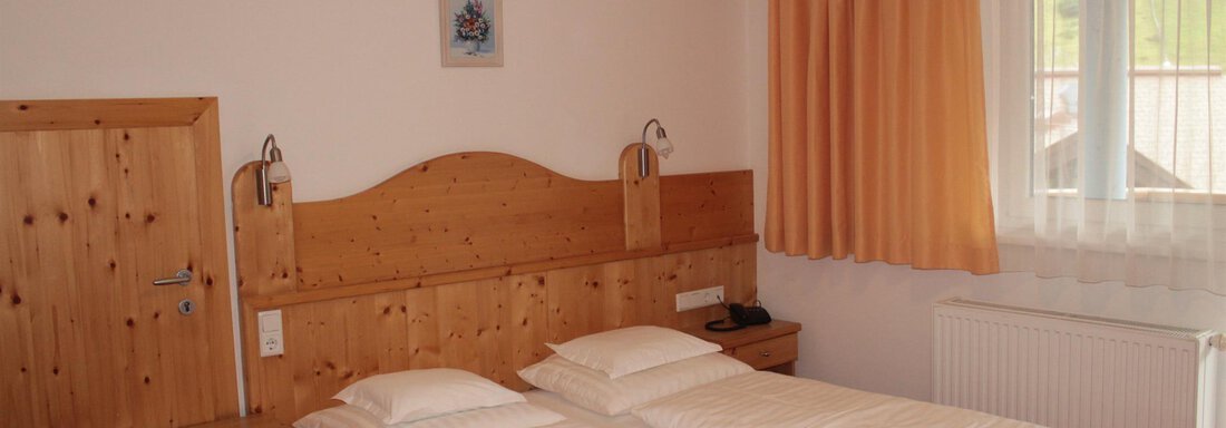 Doppelzimmer mit Balkon - Haus Martinshof - Obergurgl 