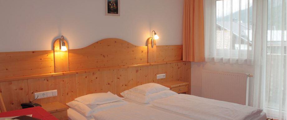 Doppelzimmer mit Balkon - Haus Martinshof - Obergurgl 