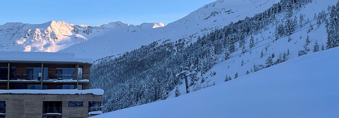 Panorama mit Liftanlagen - Haus Verwall Appartements - Obergurgl 