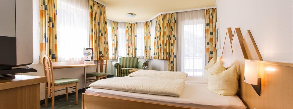 Doppelzimmer Turmzimmer - Hotel Alpenaussicht - Obergurgl 